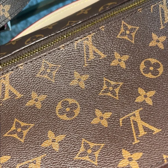 Crossbody lv prestine Meste - Picture 10 of 12